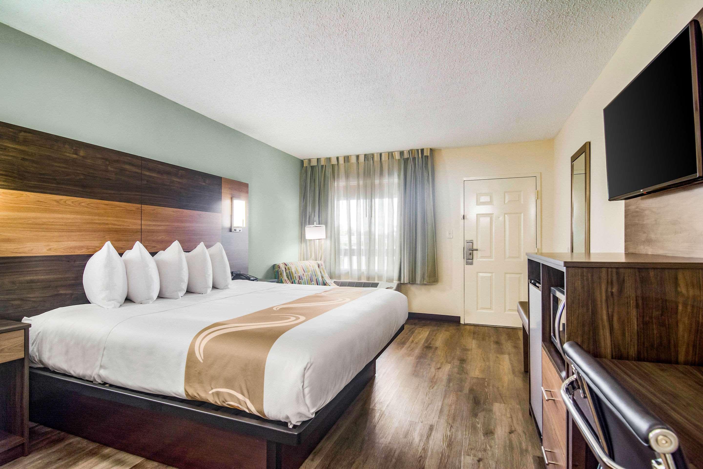 Quality Inn & Suites Лейк-Сити Экстерьер фото